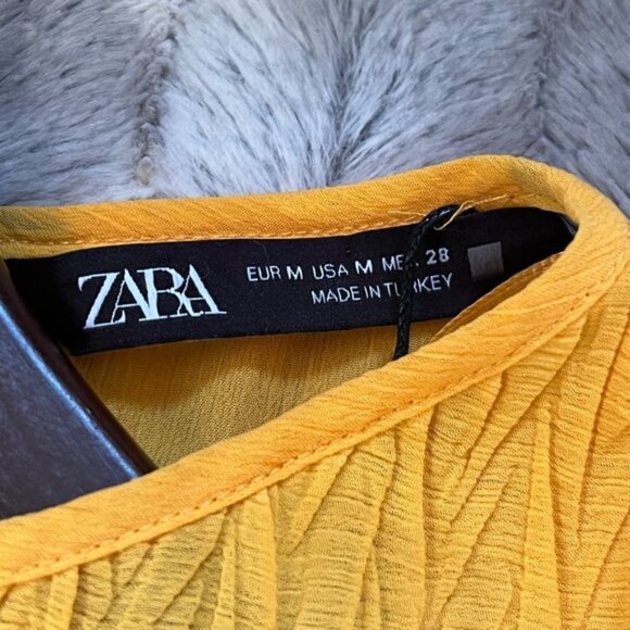 Zara Flowing Blouse Size Medium - Picture 5 of 7